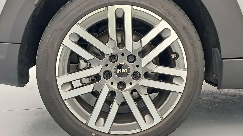 fotoG 15 del MINI MINI Cooper 5 Puertas C 115 kW (156 CV) 156cv Gasolina del 2025 en Madrid