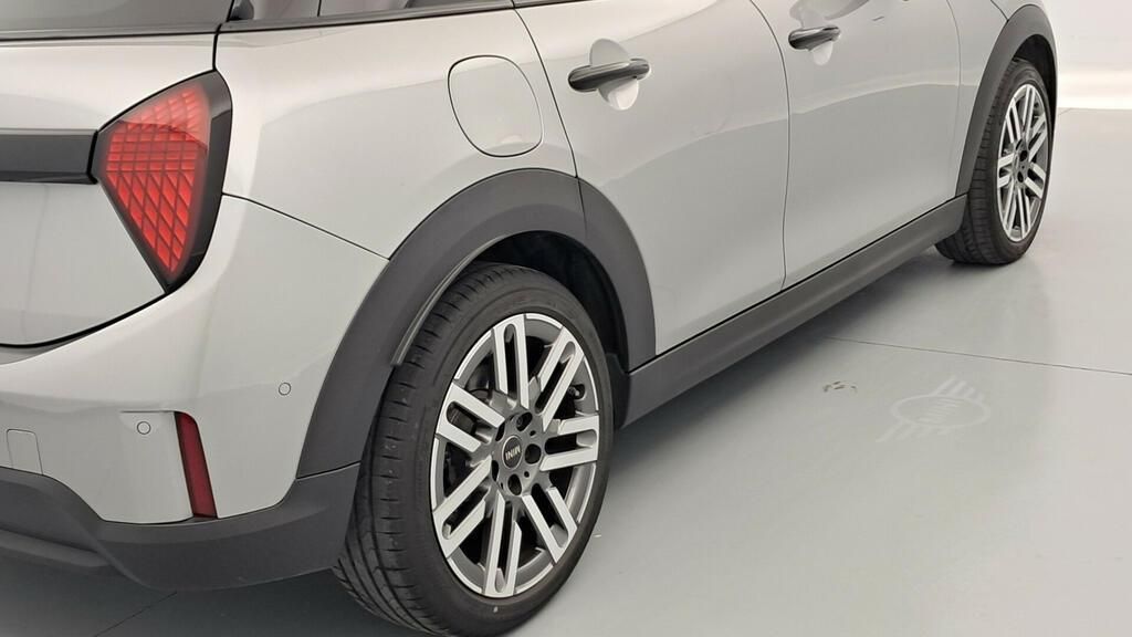 fotoG 17 del MINI MINI Cooper 5 Puertas C 115 kW (156 CV) 156cv Gasolina del 2025 en Madrid