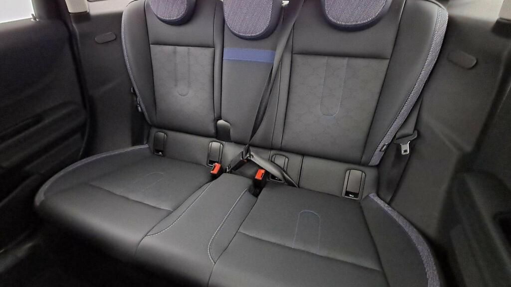 fotoG 9 del MINI MINI Cooper 5 Puertas C 115 kW (156 CV) 156cv Gasolina del 2025 en Madrid