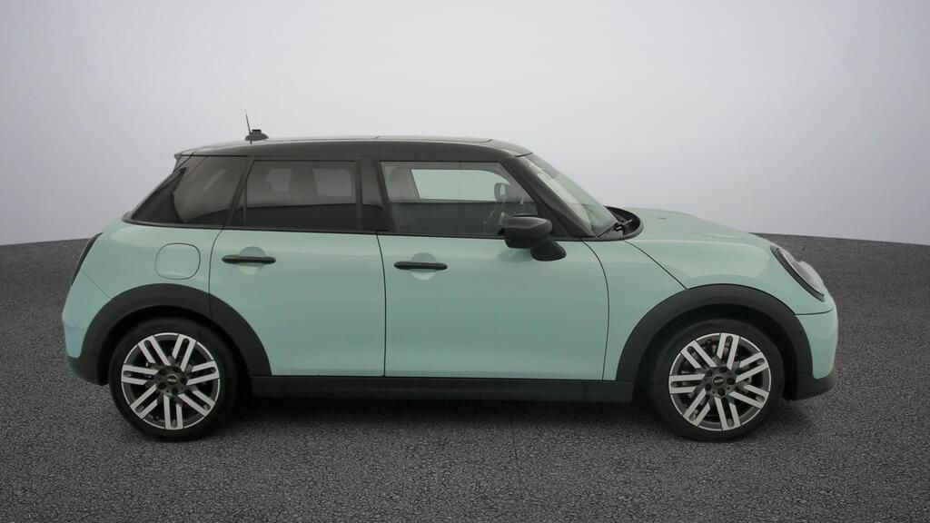 Fotos de MINI 5 Puertas Cooper C 115 kW (156 CV)