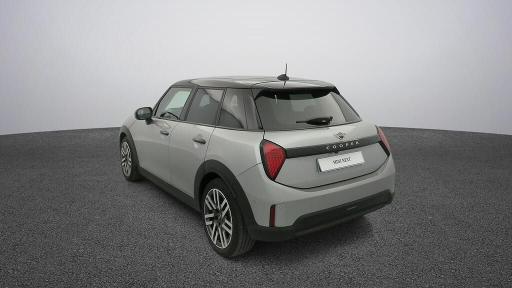 fotoG 5 del MINI MINI Cooper 5 Puertas C 115 kW (156 CV) 156cv Gasolina del 2025 en Madrid