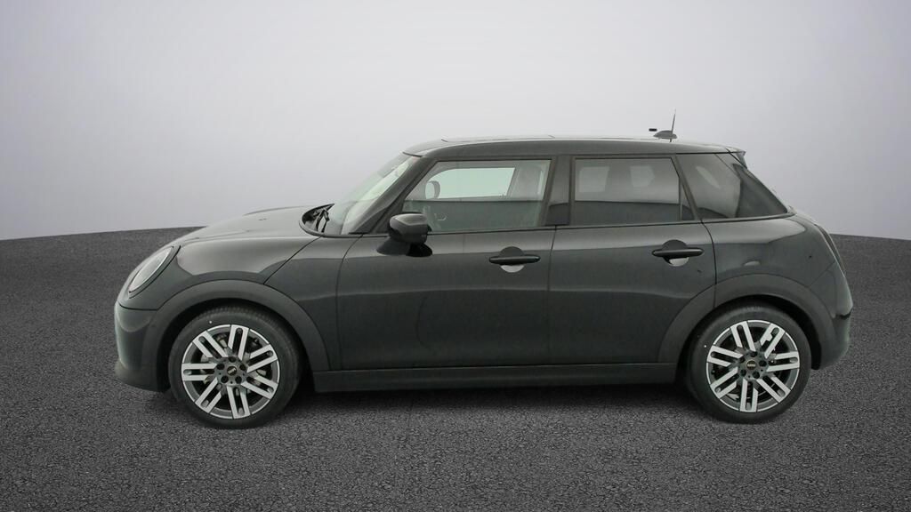 fotoG 2 del MINI MINI Cooper 5 Puertas C 115 kW (156 CV) 156cv Gasolina del 2025 en Madrid