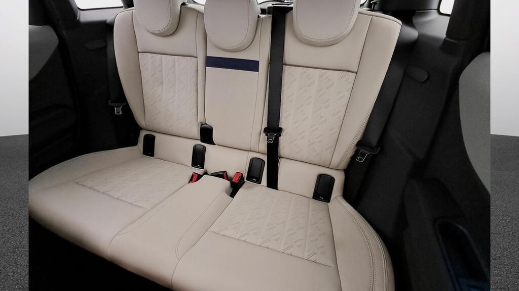 fotoG 9 del MINI MINI 5 Puertas Cooper C 115 kW (156 CV) 156cv Gasolina del 2025 en Madrid