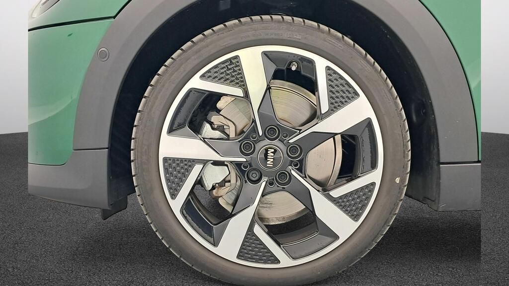 fotoG 14 del MINI MINI 5 Puertas Cooper C 115 kW (156 CV) 156cv Gasolina del 2025 en Madrid