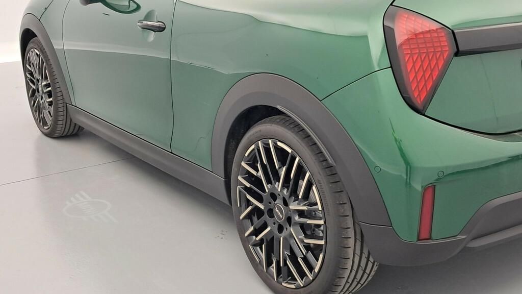 fotoG 17 del MINI MINI Cooper S 150 kW (204 CV) 204cv Gasolina del 2025 en Madrid