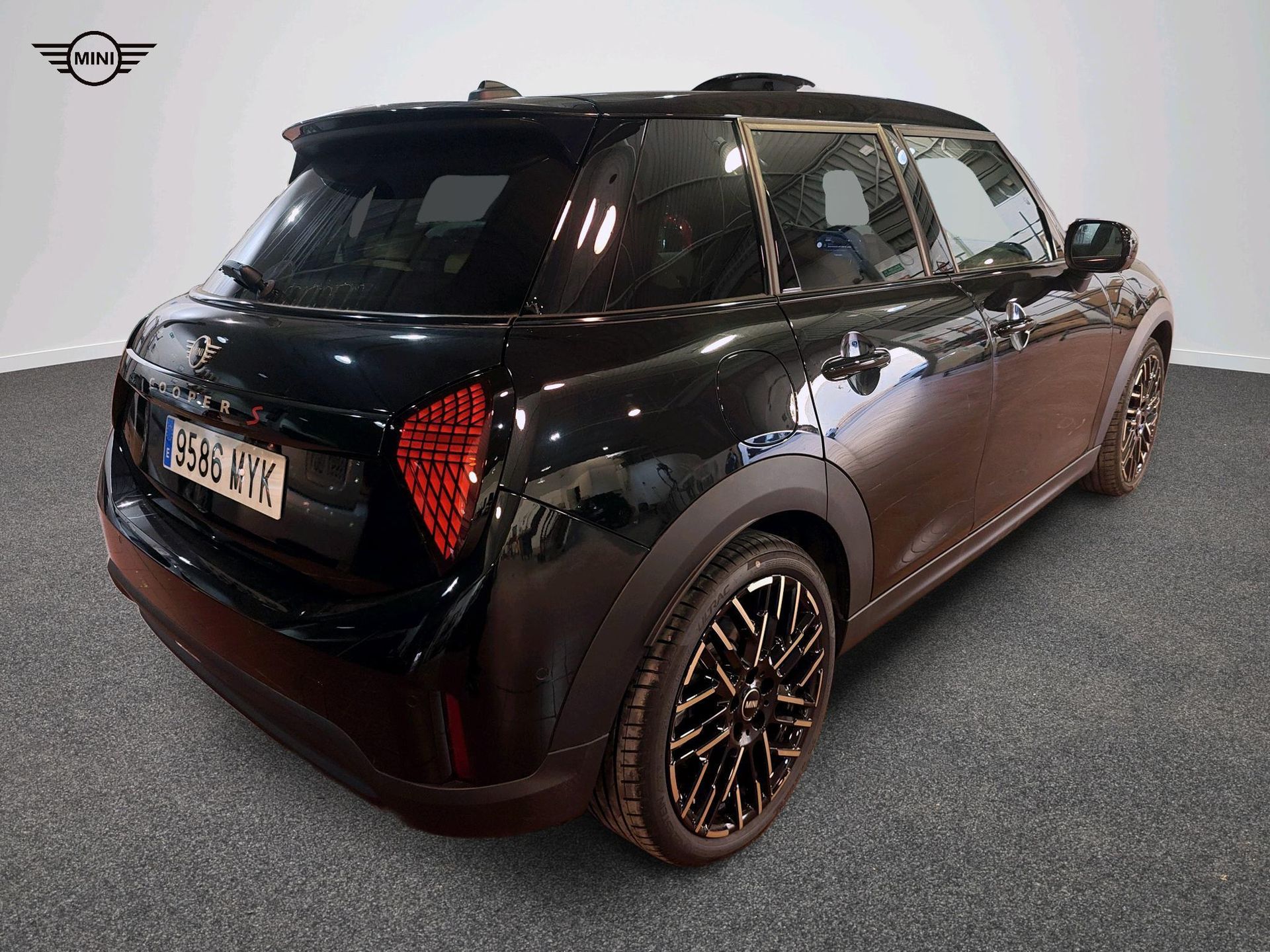 fotoG 4 del MINI MINI 5 Puertas Cooper S 150 kW (204 CV) 204cv Gasolina del 2025 en Madrid