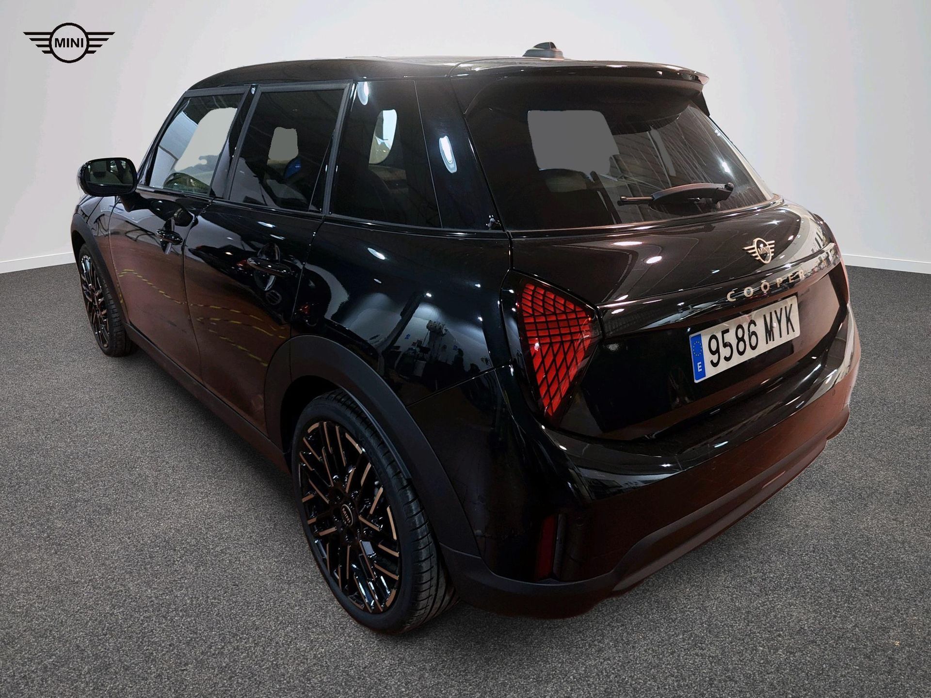 fotoG 5 del MINI MINI 5 Puertas Cooper S 150 kW (204 CV) 204cv Gasolina del 2025 en Madrid