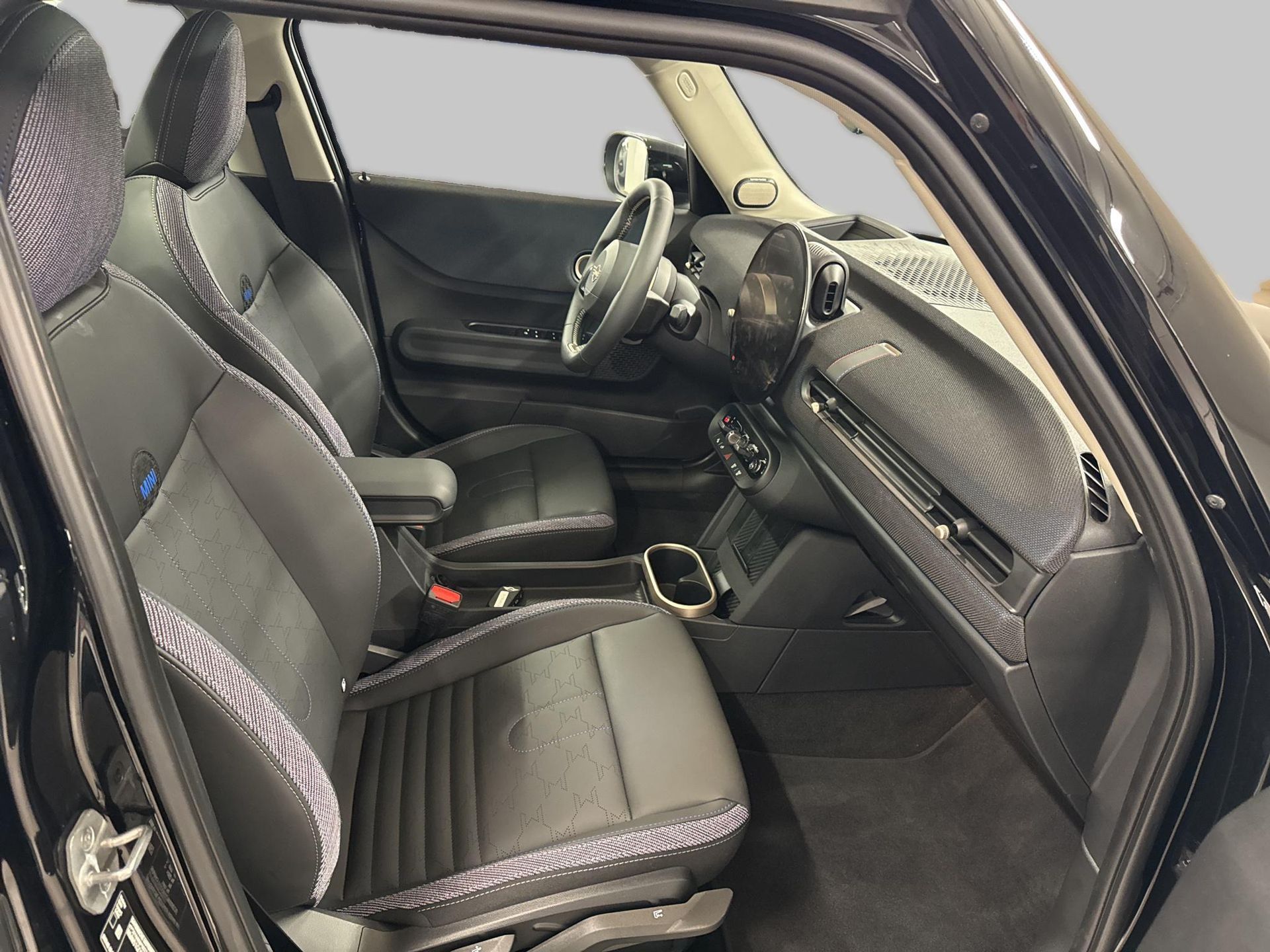 fotoG 8 del MINI MINI 5 Puertas Cooper S 150 kW (204 CV) 204cv Gasolina del 2025 en Madrid