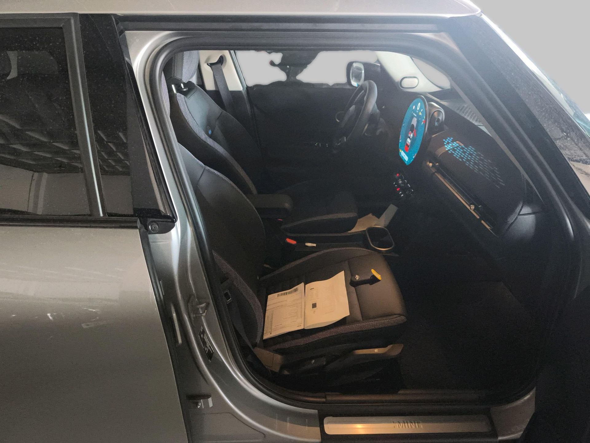 fotoG 8 del Mini MINI Cooper 5 Puertas MINI Cooper C 5 puertas 156cv Gasolina del 2025 en Madrid