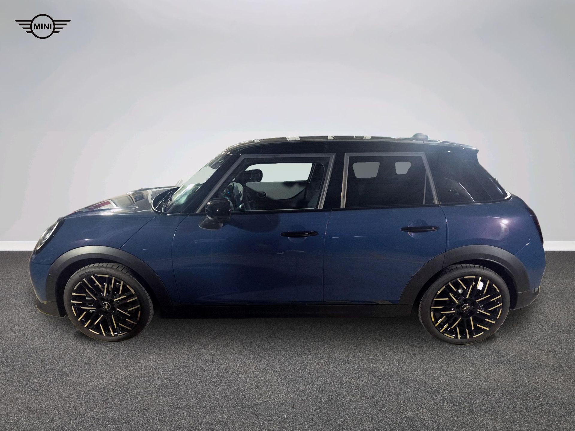 Fotos de MINI 5 Puertas Cooper C 115 kW (156 CV)