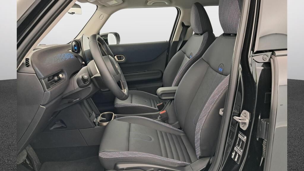 fotoG 8 del MINI MINI Cooper 5 Puertas C 115 kW (156 CV) 156cv Gasolina del 2025 en Madrid