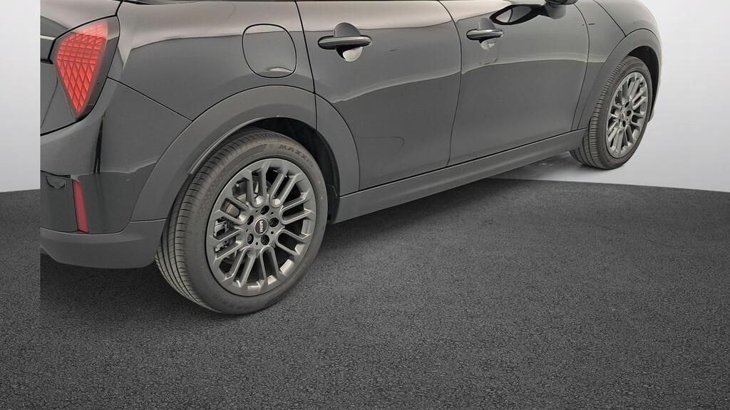 fotoG 16 del MINI MINI Cooper 5 Puertas C 115 kW (156 CV) 156cv Gasolina del 2025 en Madrid