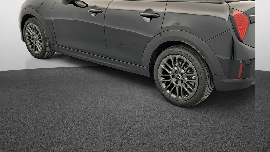 fotoG 17 del MINI MINI Cooper 5 Puertas C 115 kW (156 CV) 156cv Gasolina del 2025 en Madrid