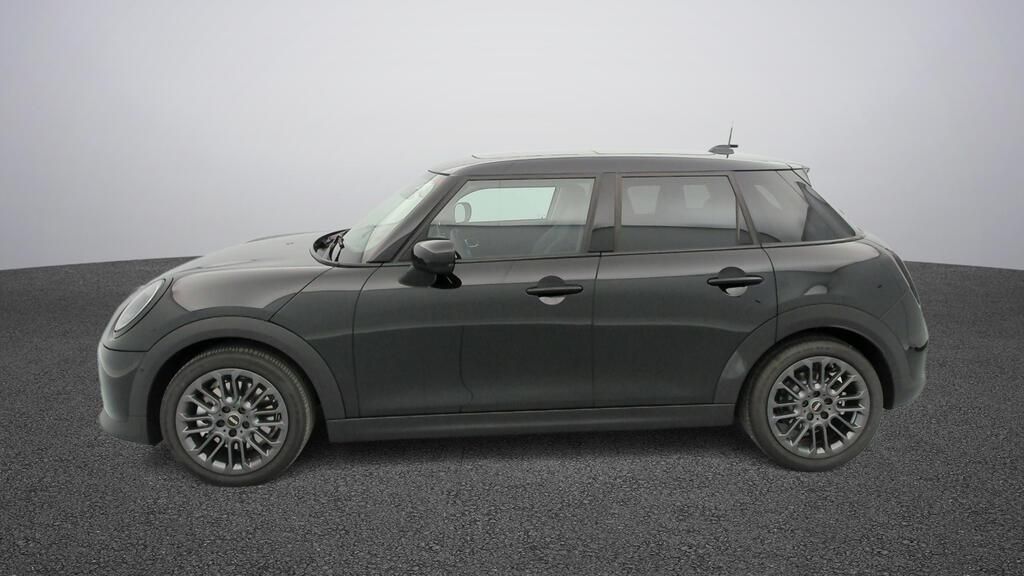 fotoG 3 del MINI MINI Cooper 5 Puertas C 115 kW (156 CV) 156cv Gasolina del 2025 en Madrid