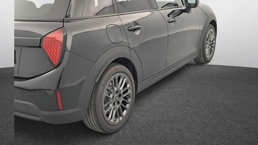 fotoG 16 del MINI MINI Cooper 5 Puertas C 115 kW (156 CV) 156cv Gasolina del 2025 en Madrid