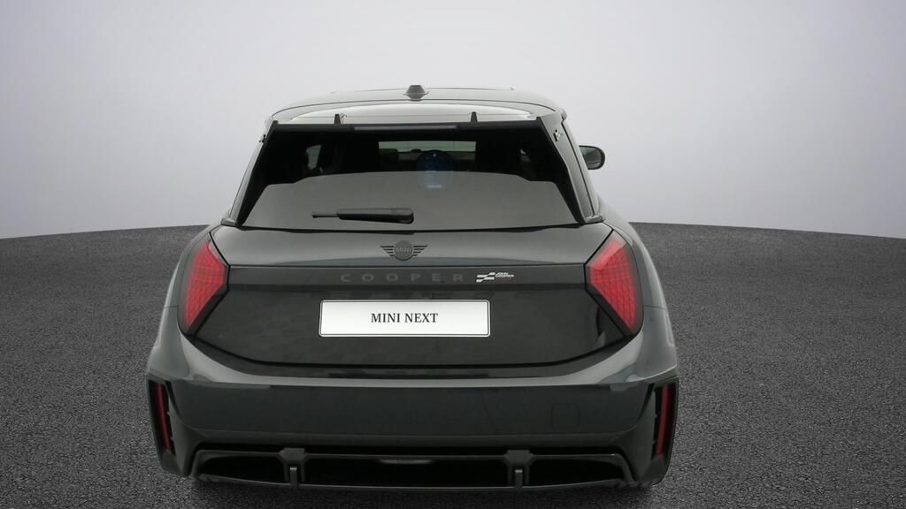 fotoG 6 del MINI MINI 3 Puertas John Cooper Works E 190 kW (258 CV) 258cv Eléctrico del 2025 en Madrid