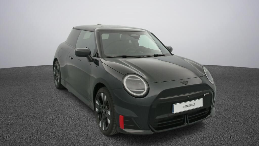 fotoG 15 del MINI MINI 3 Puertas John Cooper Works E 190 kW (258 CV) 258cv Eléctrico del 2025 en Madrid