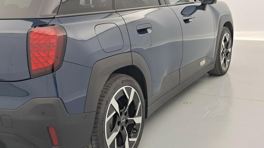 fotoG 17 del Mini MINI Aceman E 184cv Eléctrico del 2025 en Madrid