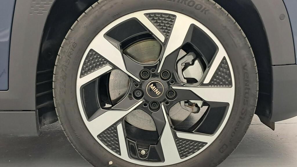 fotoG 13 del Mini MINI Aceman E 184cv Eléctrico del 2025 en Madrid