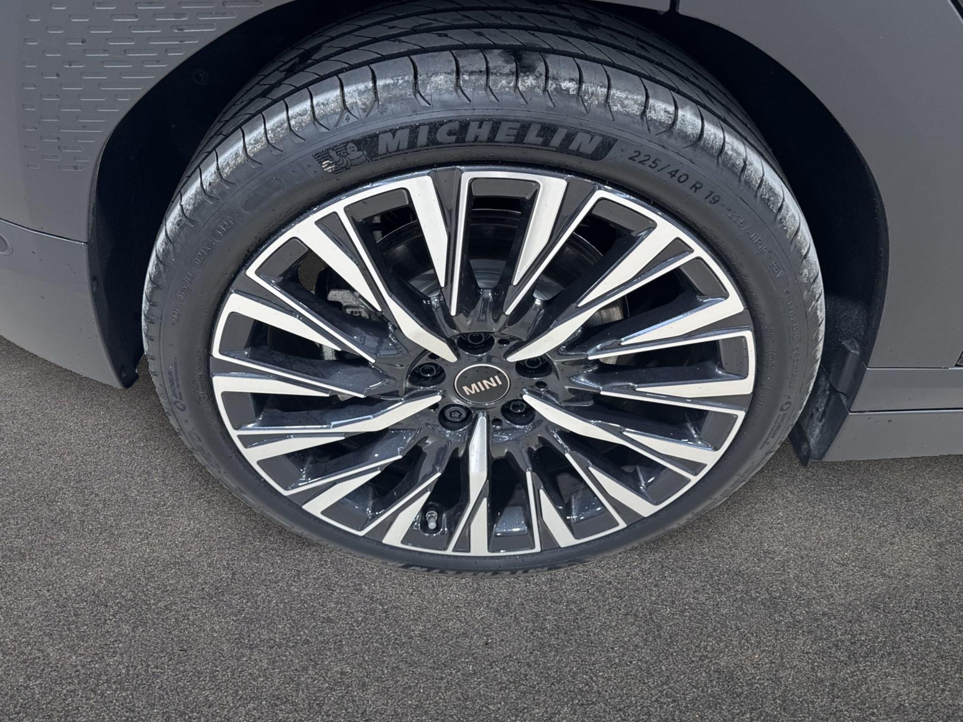 fotoG 14 del MINI MINI Aceman SE 160 kW (218 CV) 218cv Eléctrico del 2025 en Madrid