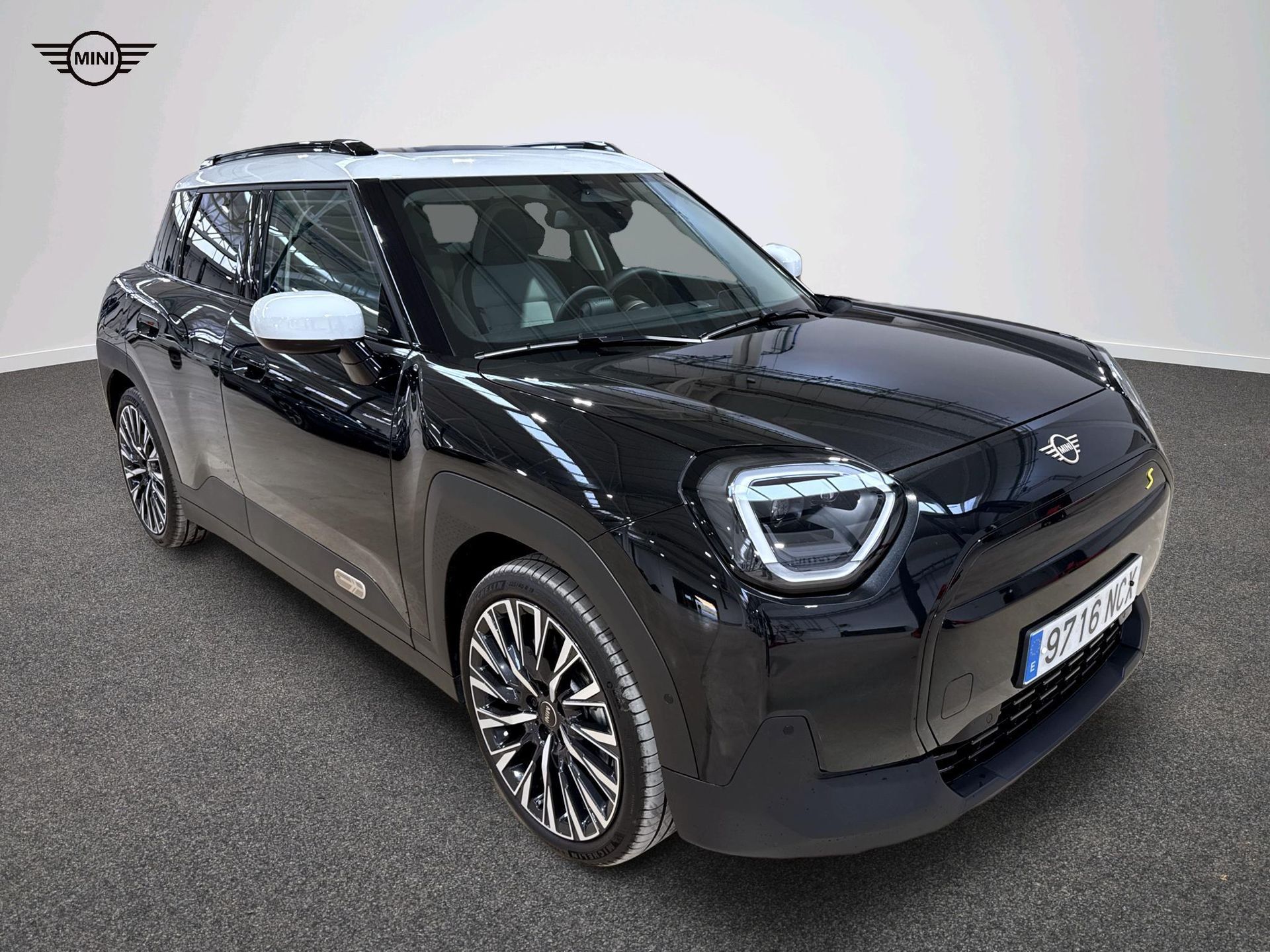 fotoG 15 del MINI MINI Aceman SE 160 kW (218 CV) 218cv Eléctrico del 2025 en Madrid