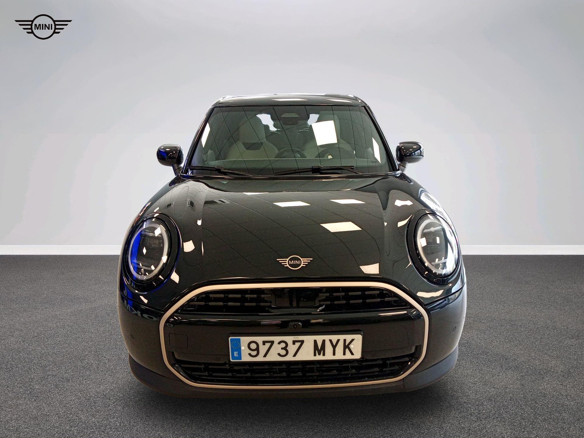 Fotos de MINI Cooper 5 Puertas C 115 kW (156 CV)