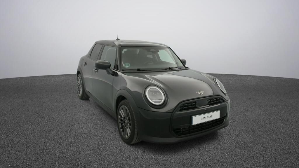 fotoG 15 del MINI MINI 5 Puertas Cooper C 115 kW (156 CV) 156cv Gasolina del 2025 en Madrid