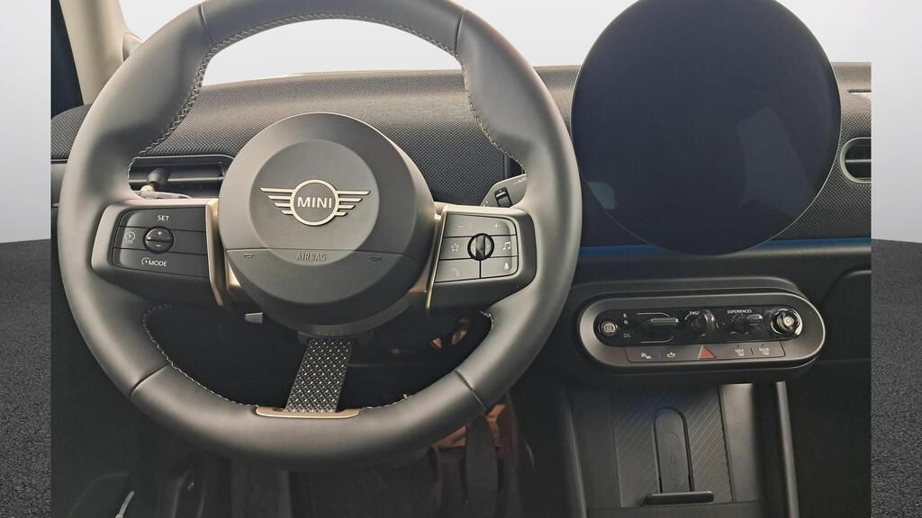 fotoG 7 del MINI MINI 5 Puertas Cooper C 115 kW (156 CV) 156cv Gasolina del 2025 en Madrid