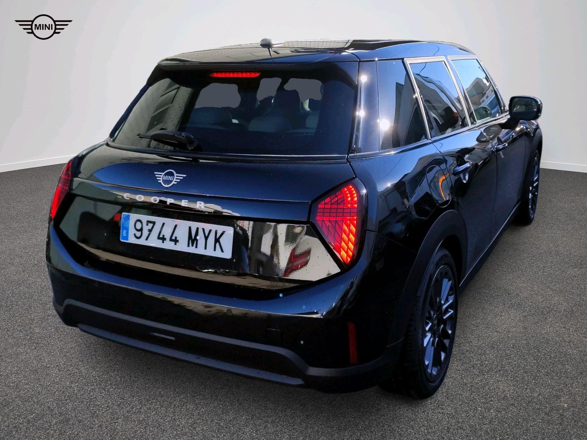 fotoG 5 del Mini MINI Cooper 5 Puertas MINI Cooper C 5 puertas 156cv Gasolina del 2025 en Madrid