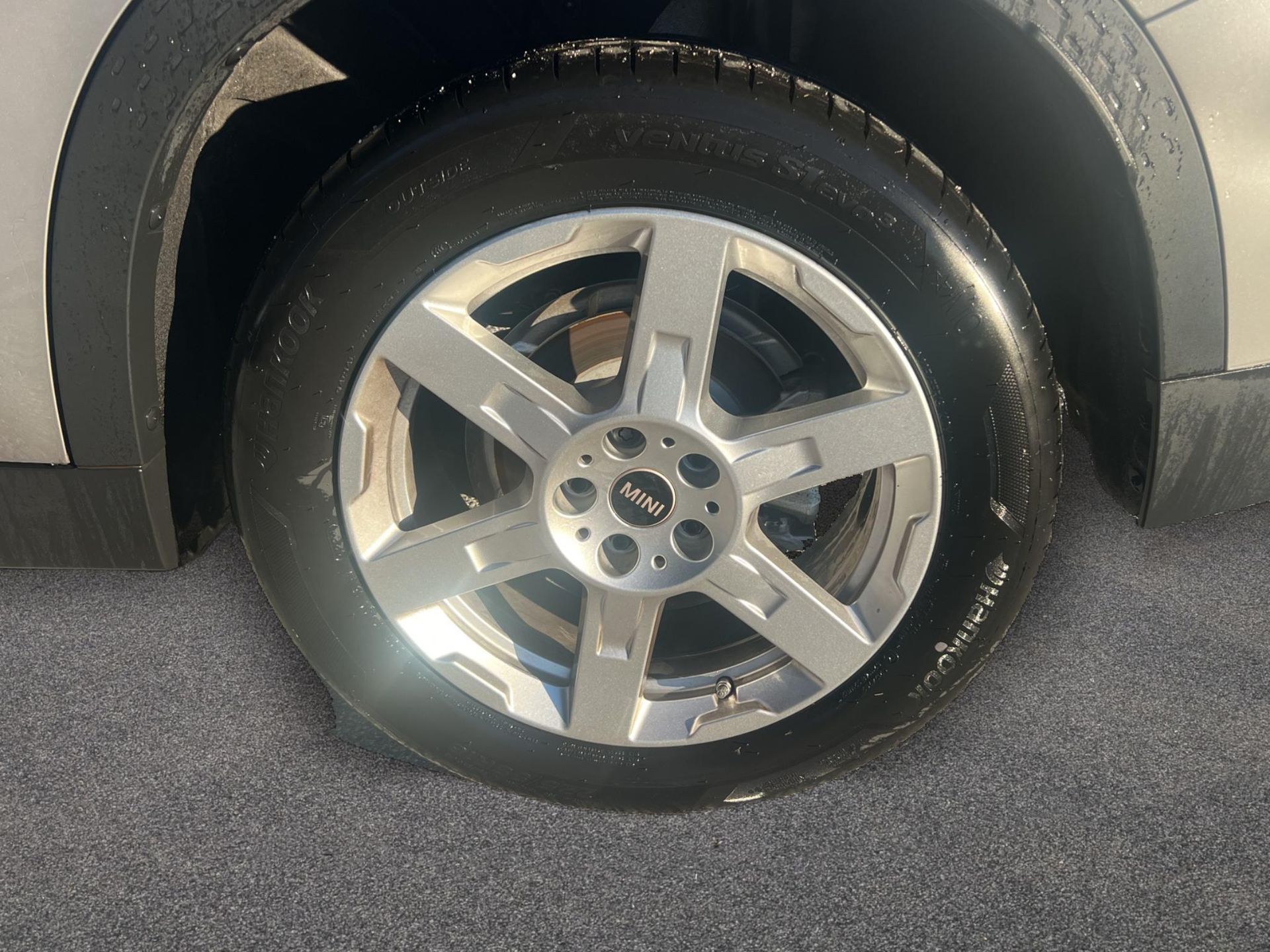 fotoG 12 del MINI MINI Countryman C 125 kW (170 CV) 170cv Gasolina del 2025 en Madrid