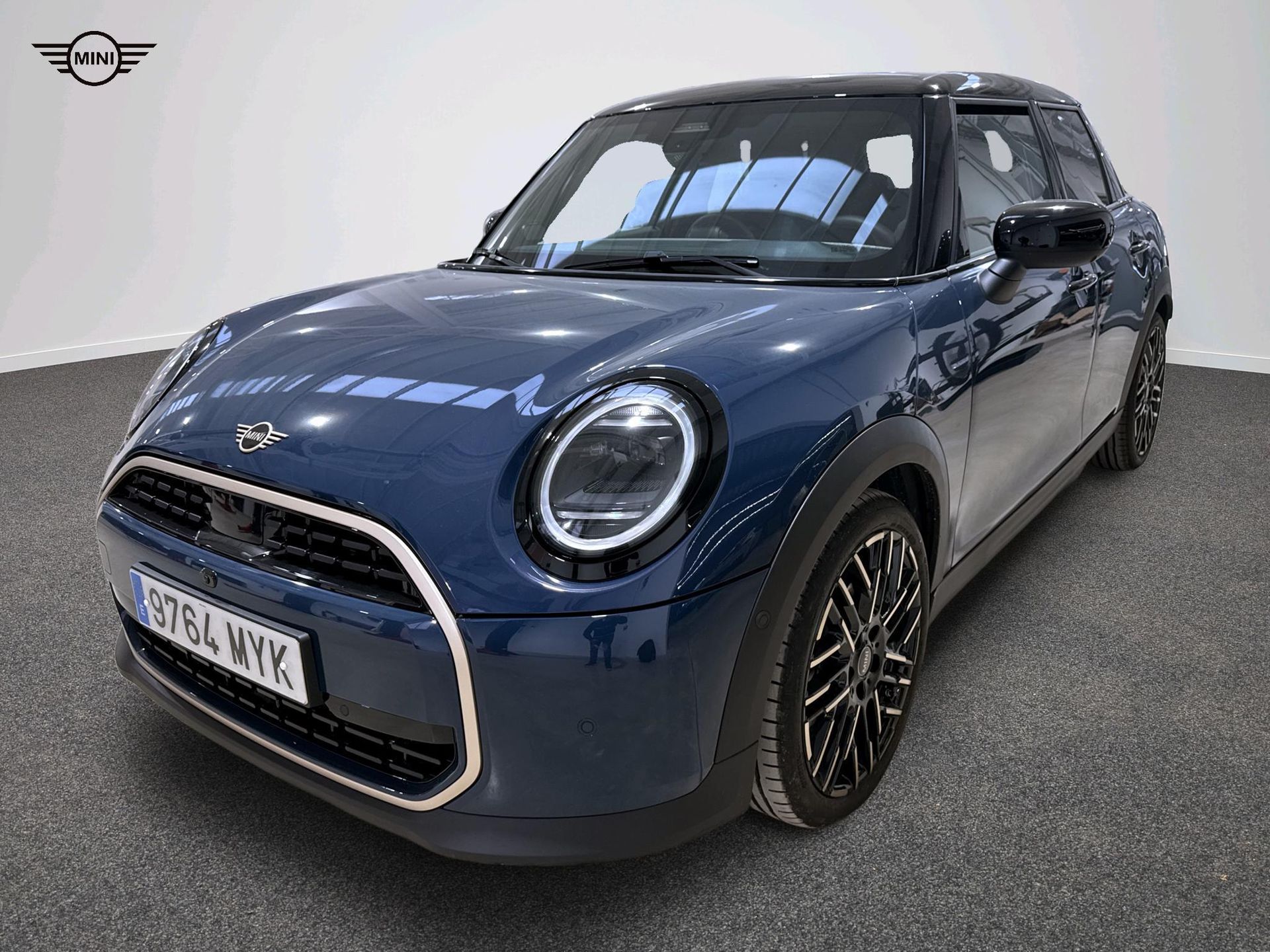 Fotos de MINI 5 Puertas Cooper C 115 kW (156 CV)