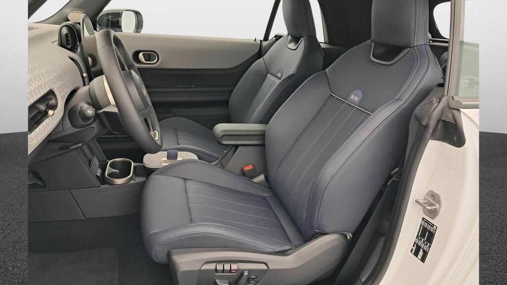 fotoG 8 del MINI MINI Cabrio Cooper S 150 kW (204 CV) 204cv Gasolina del 2025 en Madrid