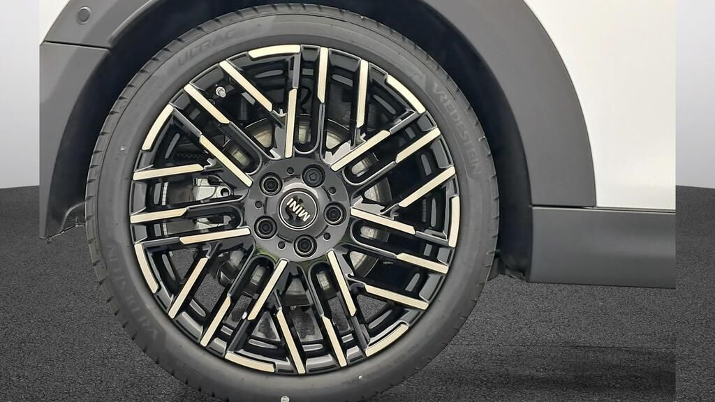 fotoG 12 del MINI MINI Cabrio Cooper S 150 kW (204 CV) 204cv Gasolina del 2025 en Madrid