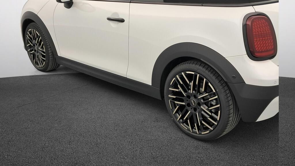 fotoG 16 del MINI MINI Cabrio Cooper S 150 kW (204 CV) 204cv Gasolina del 2025 en Madrid