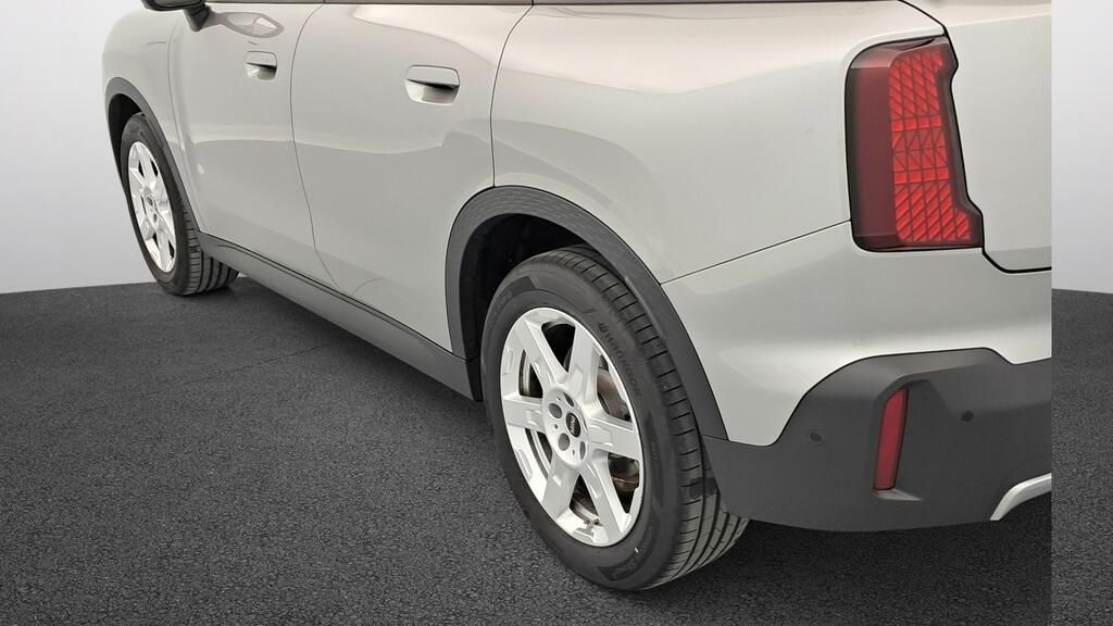 fotoG 17 del MINI MINI Countryman C 125 kW (170 CV) 170cv Gasolina del 2025 en Madrid