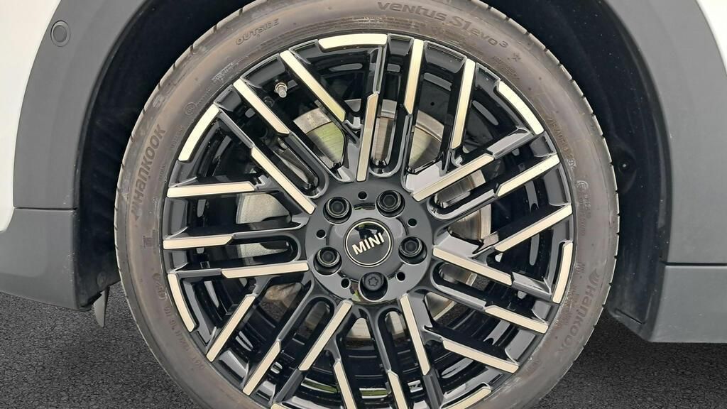 fotoG 12 del Mini MINI Cooper Cabrio MINI Cooper S Cabrio 204cv Gasolina del 2025 en Madrid