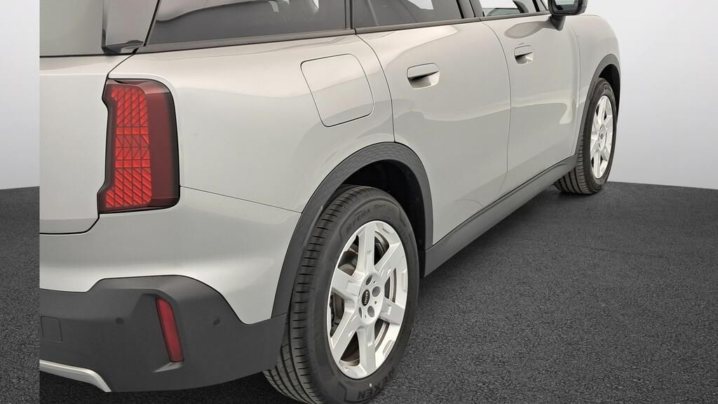 fotoG 16 del MINI MINI Countryman C 125 kW (170 CV) 170cv Gasolina del 2025 en Madrid