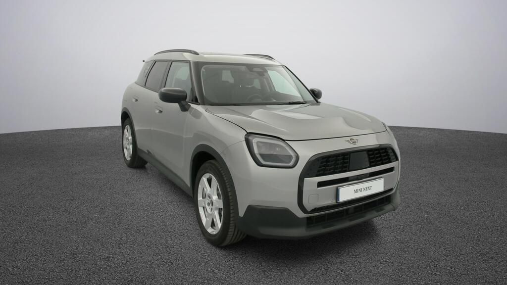 fotoG 15 del MINI MINI Countryman C 125 kW (170 CV) 170cv Gasolina del 2025 en Madrid