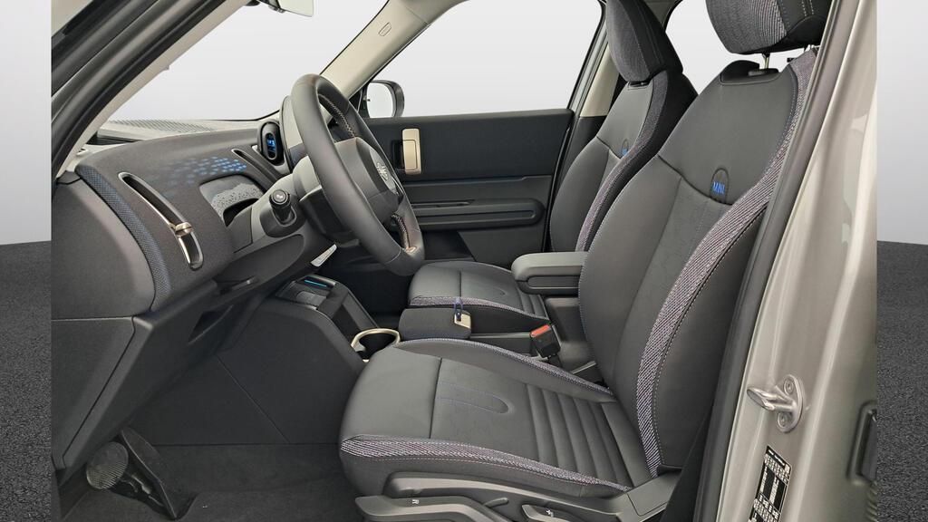 fotoG 8 del MINI MINI Countryman C 125 kW (170 CV) 170cv Gasolina del 2025 en Madrid