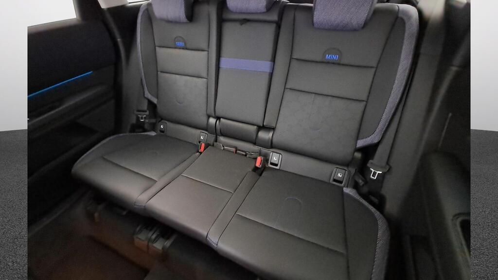 fotoG 9 del MINI MINI Countryman C 125 kW (170 CV) 170cv Gasolina del 2025 en Madrid