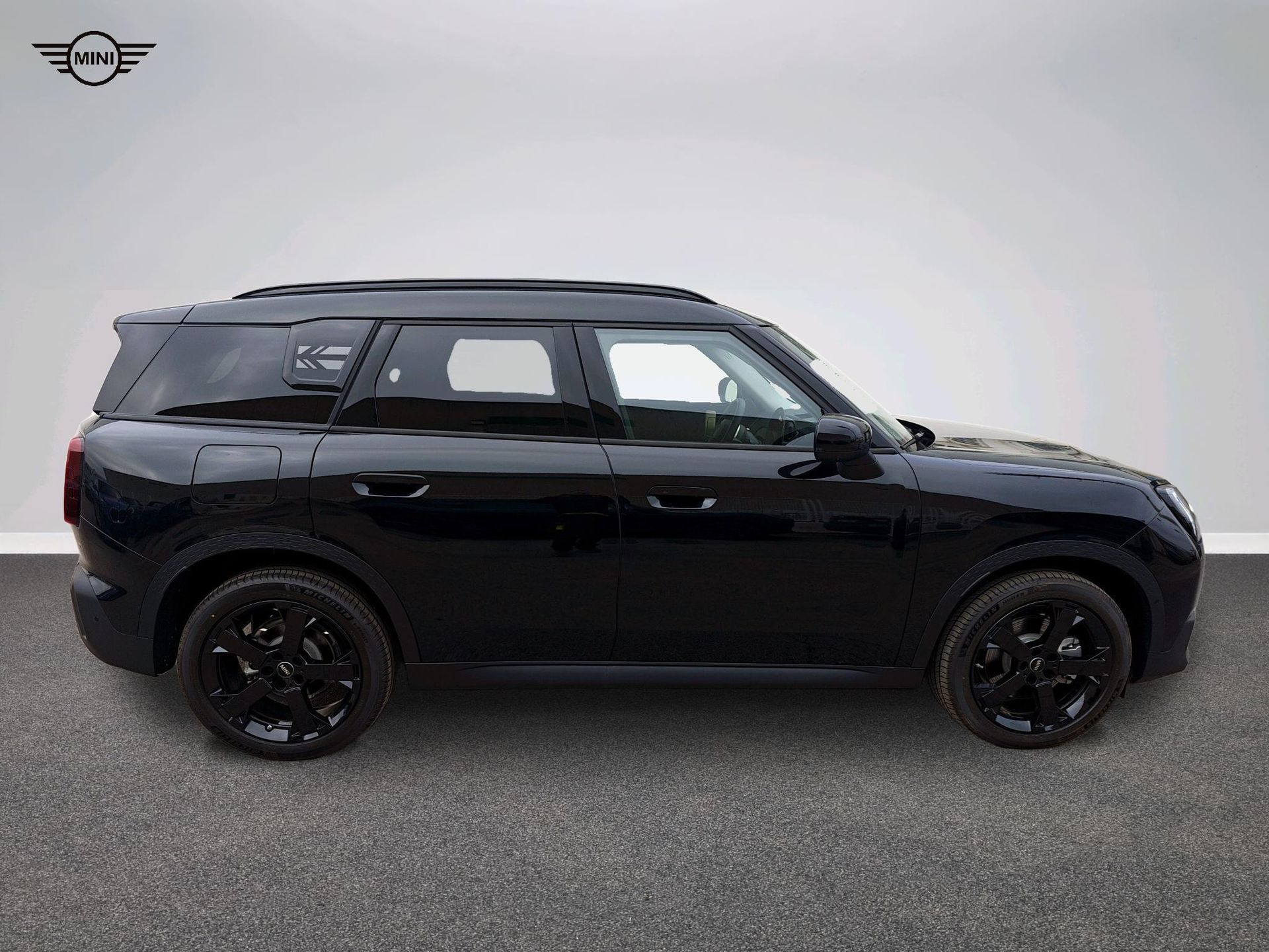 fotoG 3 del MINI MINI Countryman C 125 kW (170 CV) 170cv Gasolina del 2025 en Madrid