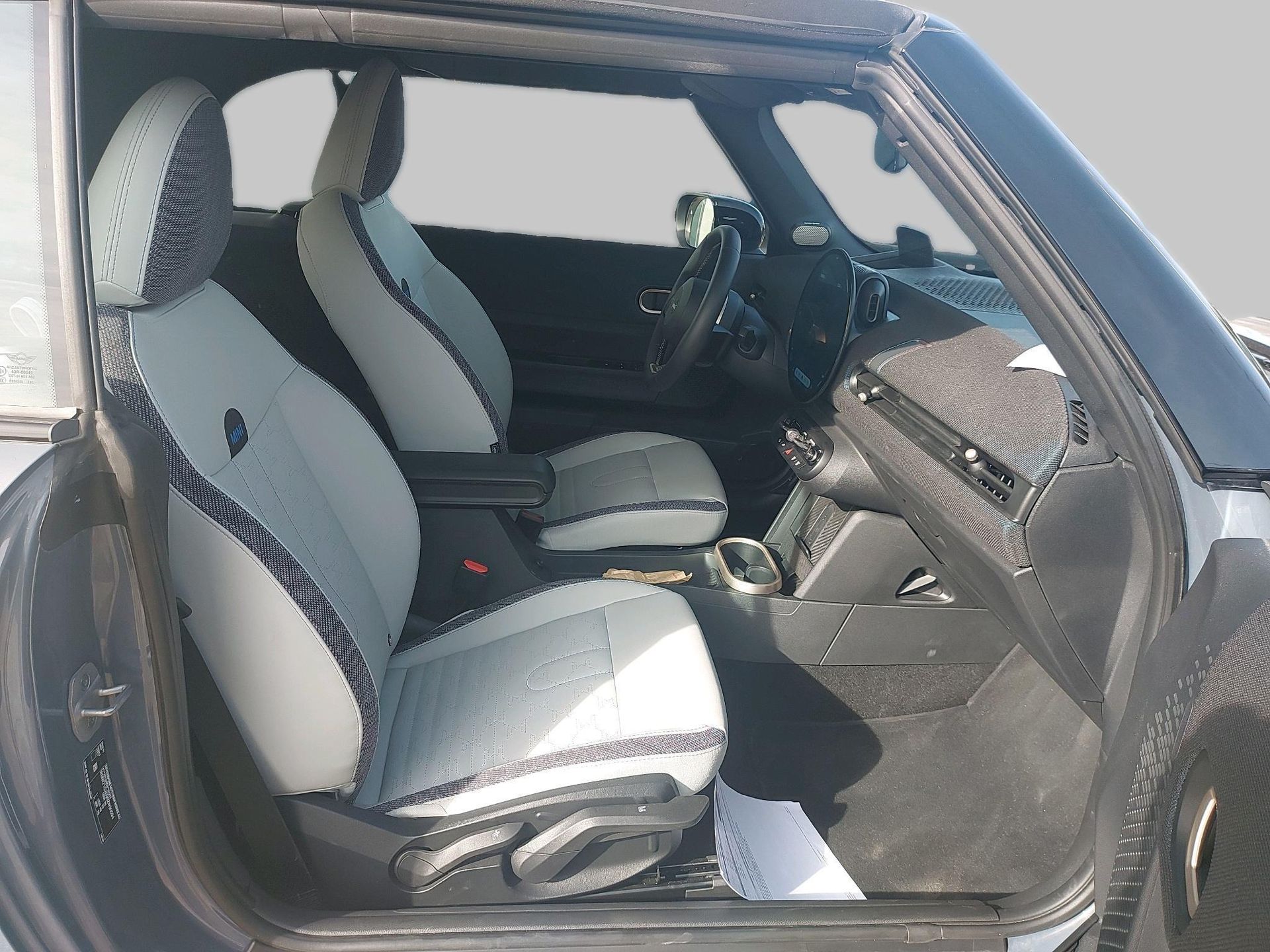 fotoG 8 del MINI MINI Cabrio Cooper S 150 kW (204 CV) 204cv Gasolina del 2025 en Madrid