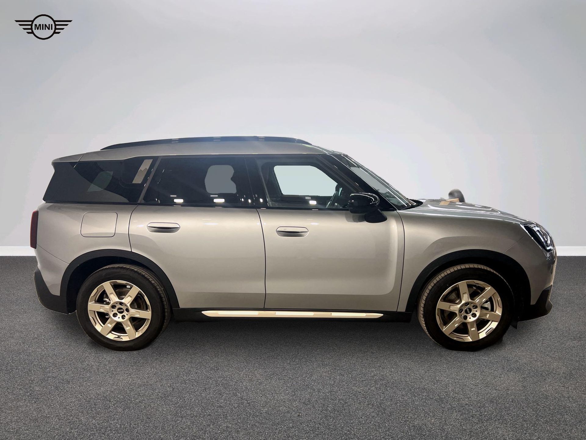 fotoG 3 del MINI MINI Countryman C 125 kW (170 CV) 170cv Gasolina del 2025 en Madrid