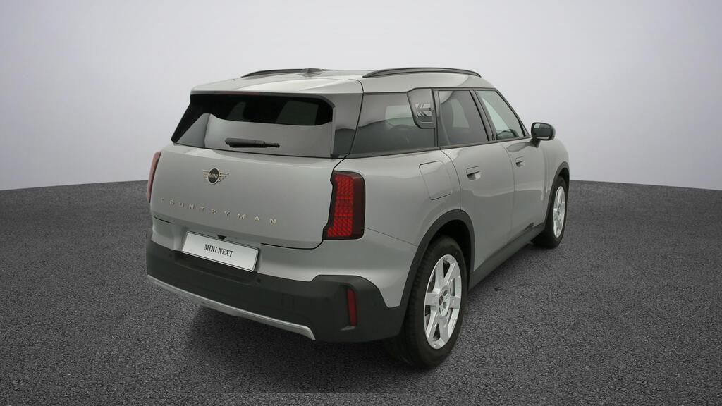 fotoG 4 del MINI MINI Countryman C 125 kW (170 CV) 170cv Gasolina del 2025 en Madrid