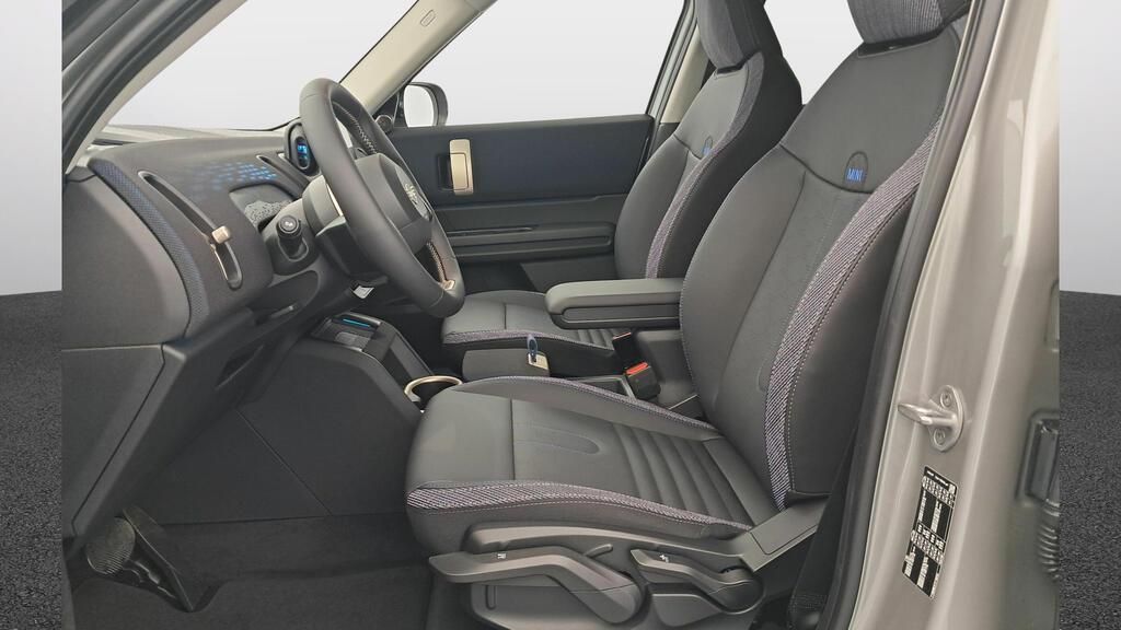 fotoG 8 del Mini MINI Countryman C 170cv Gasolina del 2025 en Madrid