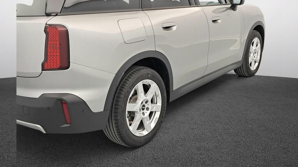 fotoG 17 del MINI MINI Countryman C 125 kW (170 CV) 170cv Gasolina del 2025 en Madrid