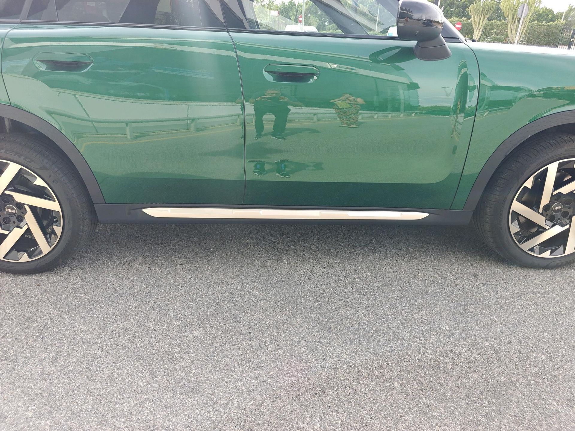 fotoG 16 del MINI MINI Countryman S ALL4 160 kW (218 CV) 218cv Gasolina del 2025 en Madrid