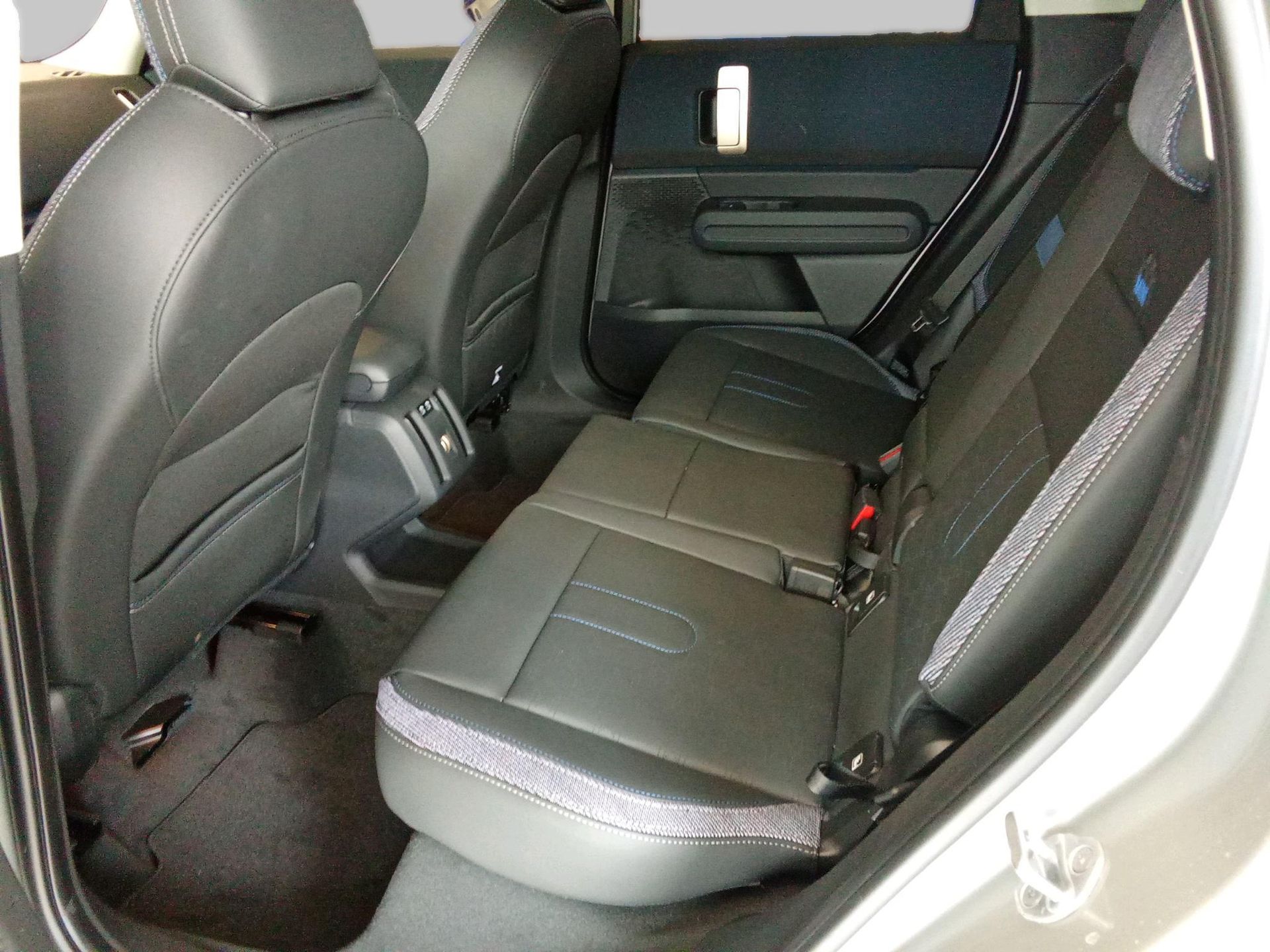 fotoG 9 del MINI MINI Countryman C 125 kW (170 CV) 170cv Gasolina del 2025 en Madrid