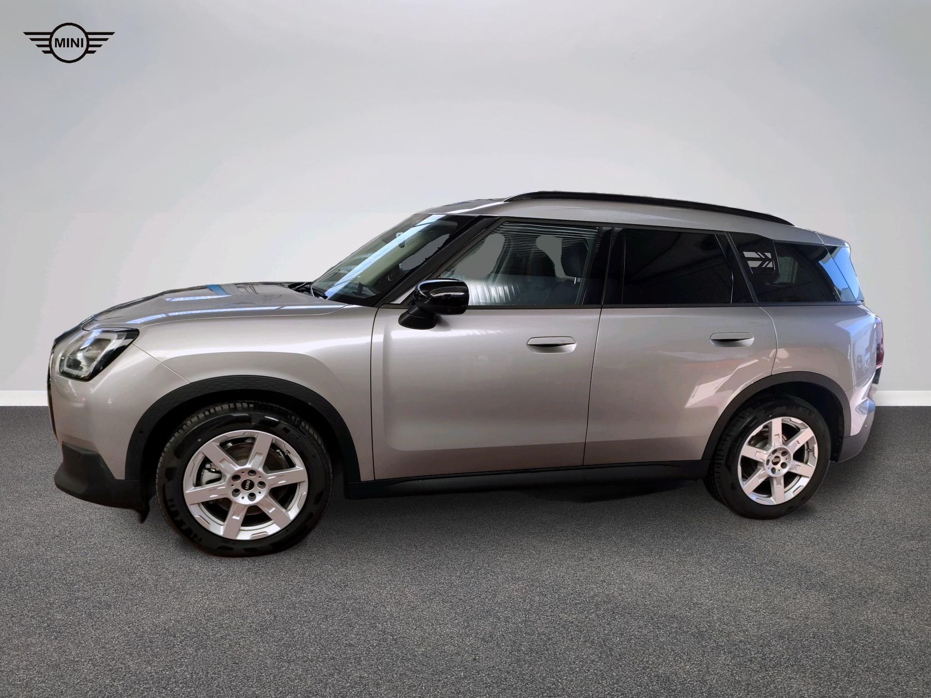 fotoG 3 del MINI MINI Countryman C 125 kW (170 CV) 170cv Gasolina del 2025 en Madrid