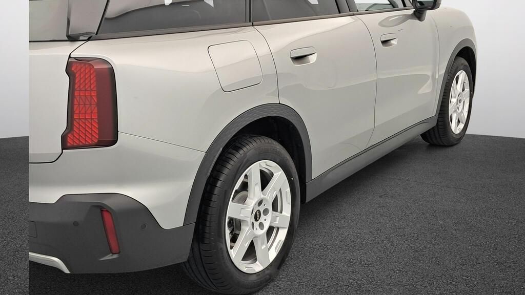 fotoG 17 del MINI MINI Countryman C 125 kW (170 CV) 170cv Gasolina del 2025 en Madrid